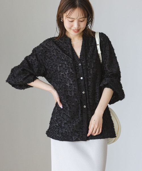 Noble（ノーブル）の「レオパードカットジャガードボーブラウス