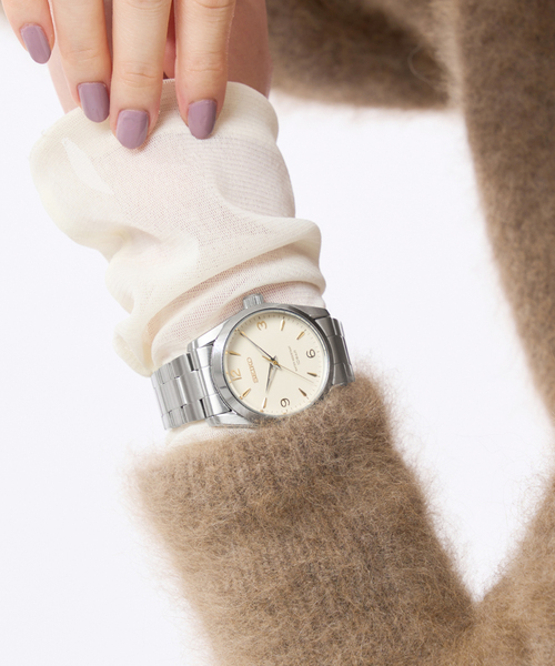 IENA（イエナ）の「SEIKO Exclusice IENA*HIROB (Ivory)（アナログ