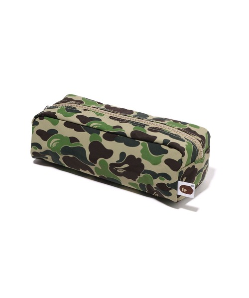 A BATHING APE（アベイシングエイプ）の「ABC CAMO FLIGHT POUCH