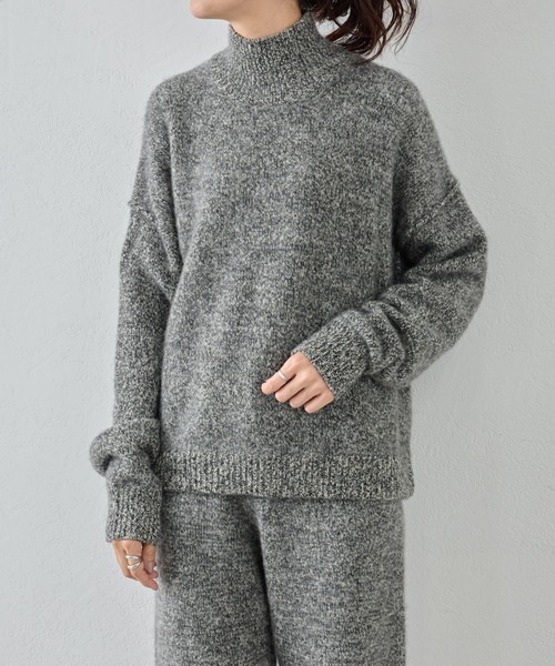 BEARDSLEY（ビアズリー）の「ホワイトヤクプルオーバーニット（ニット