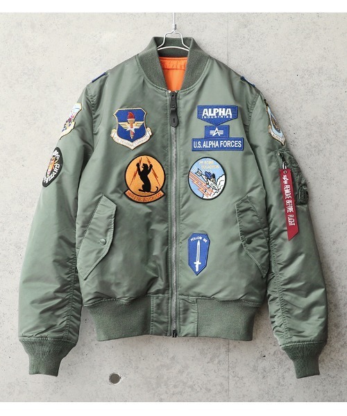 Alpha Industries（アルファインダストリーズ）の「ALPHA アルファ