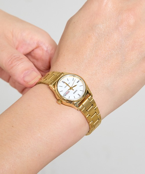 CASIO（カシオ）の「CASIO 腕時計 スタンダード アナログ メタルベルト