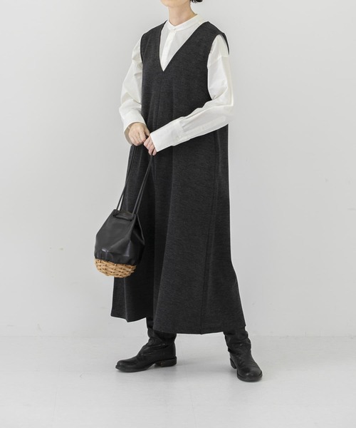 かぐれ（カグレ）の「ウールカットジャンパースカート（ワンピース