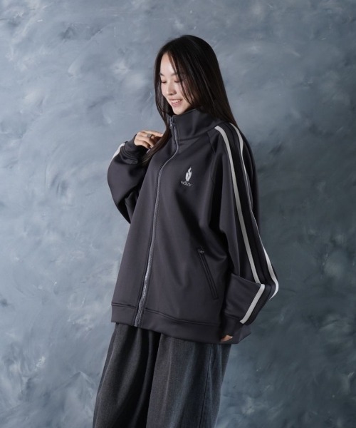 NOIZY（ノイジー）の「THREADS NOIZ TRACK JKT / ワンポイント 刺繍