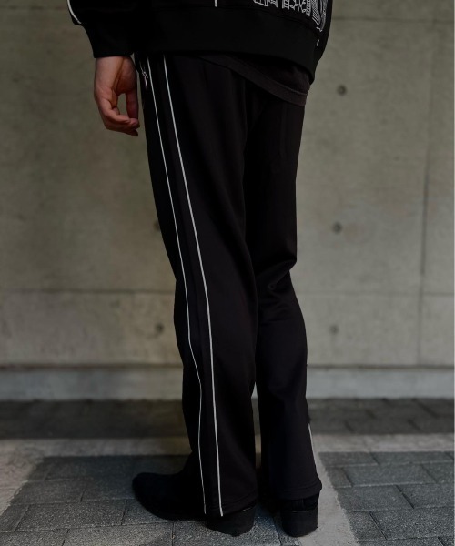 ROYAL FLASH（ロイヤルフラッシュ）の「LAST NEST/ラストネスト