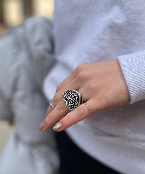 EXCLUSIVE】Tribal Heart Ring（リング）｜BILL WALL LEATHER（ビル