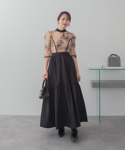 LEJA】配色パイピングプチハイネック花柄刺繍ラメレースロング丈ドレス