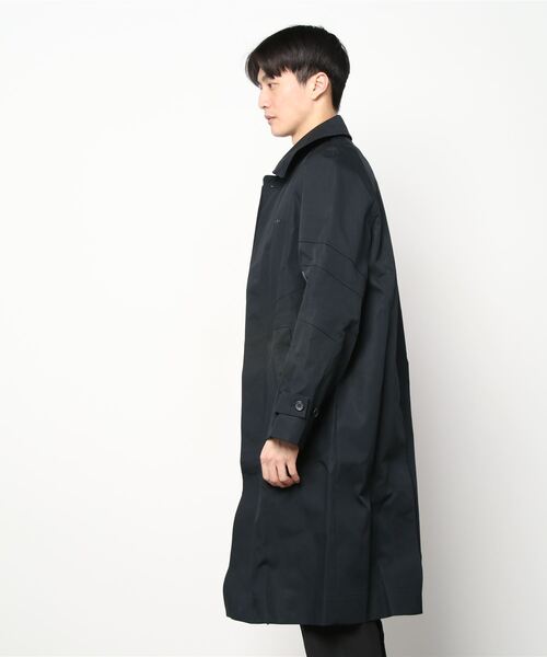 adidas（アディダス）の「BLUE VERSIONトレンチコート / アディダス