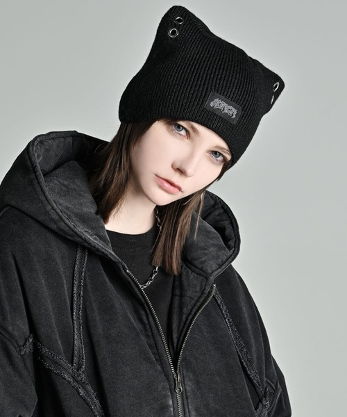 ADRER（アドラー）の「Cat ear metal eyelet knit beanie / キャット