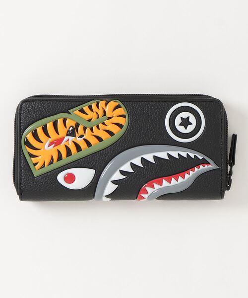 A BATHING APE（アベイシングエイプ）の「SHARK LONG WALLET（財布