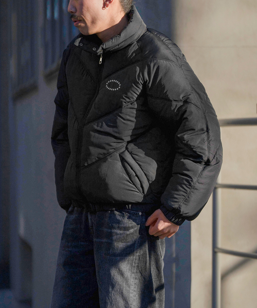 AFB（エーエフビー）の「【AFB / エーエフビー】V PUFFER JACKET