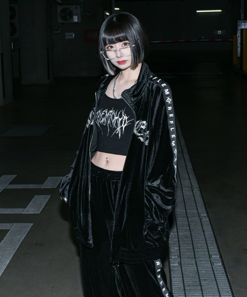 REFLEM（レフレム）の「『REFLEM/レフレム』ロゴラインストーンベロア