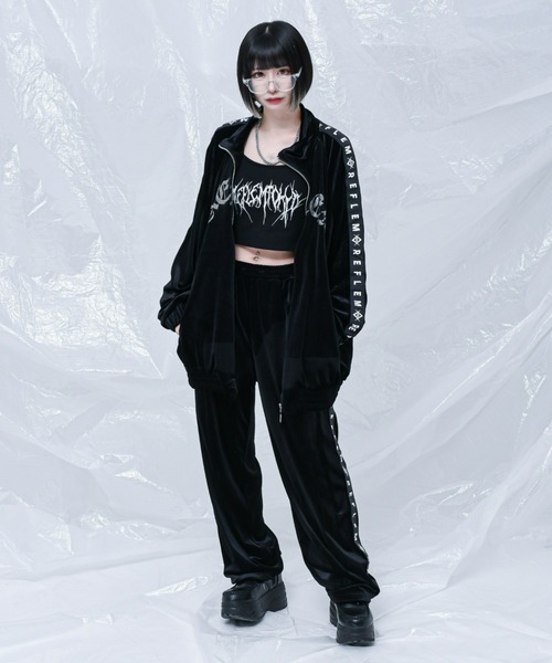 REFLEM（レフレム）の「『REFLEM/レフレム』ロゴラインストーンベロア