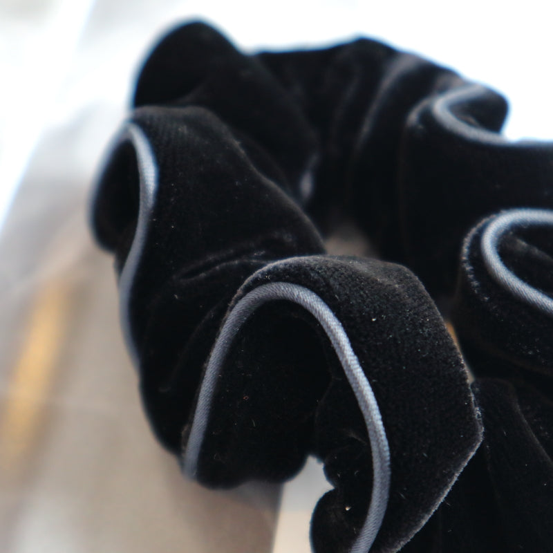 ALEXANDRE DE PARIS アレクサンドル ドゥ パリ ベロア シュシュ – CALIDA