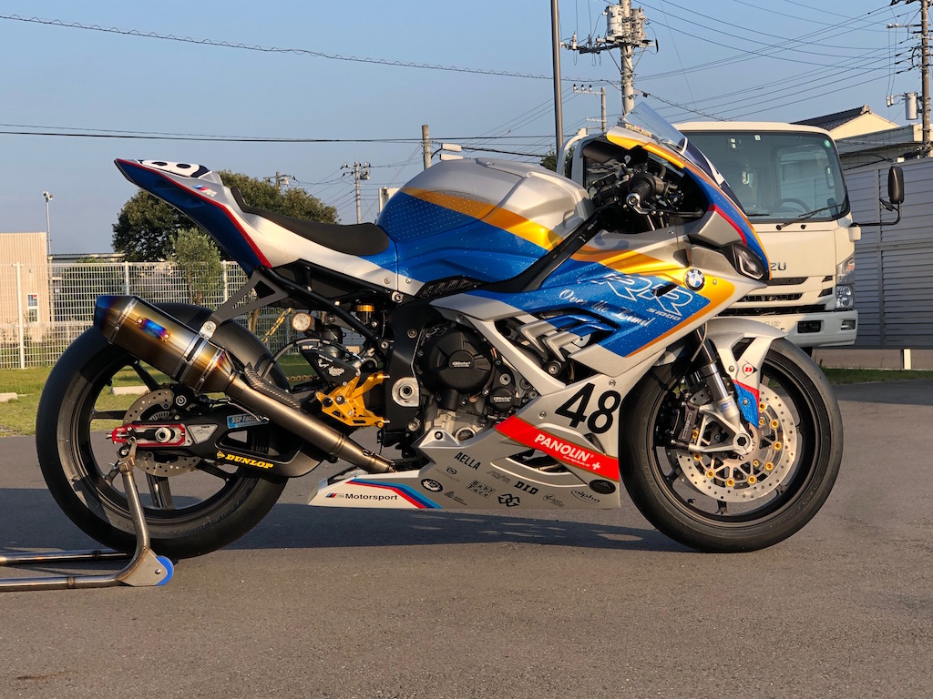 BMW S1000RR レースラッピングその3 – カービューティープロ115公式サイト