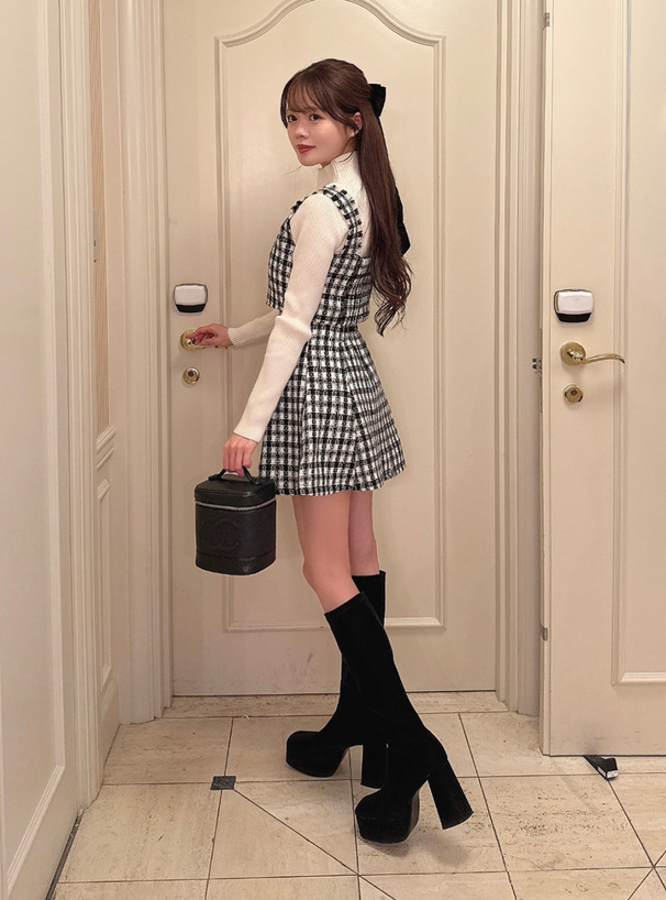 ラメツイードビスチェ×インパン裏地付きフレアミニスカート