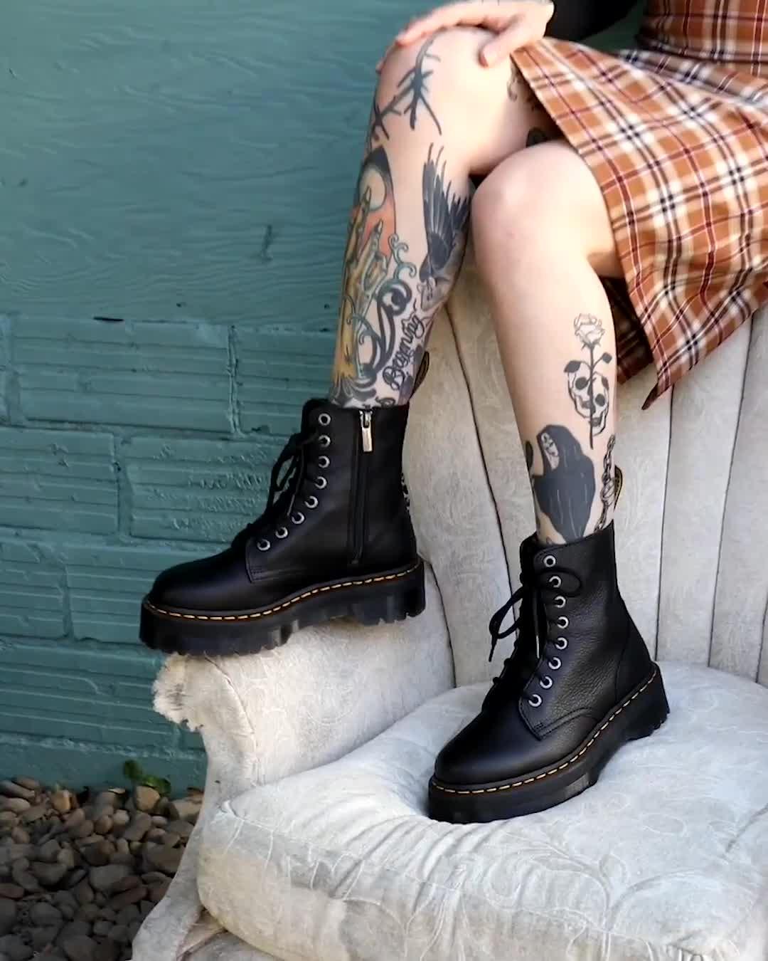 Jadon III Boot Pisa Leather Platforms in Black | Dr. Martens