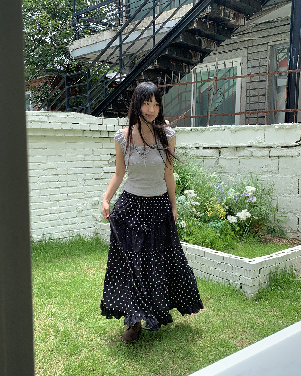 ドットシャーリングティアードレースフリルロングスカート