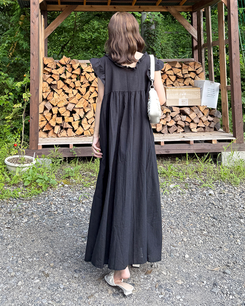 フリルVネックロングワンピース | ファッション通販サイト NUGU