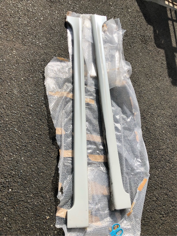 30 プリウス モデリスタ サイドステップ取り付け♪（トヨタ プリウス