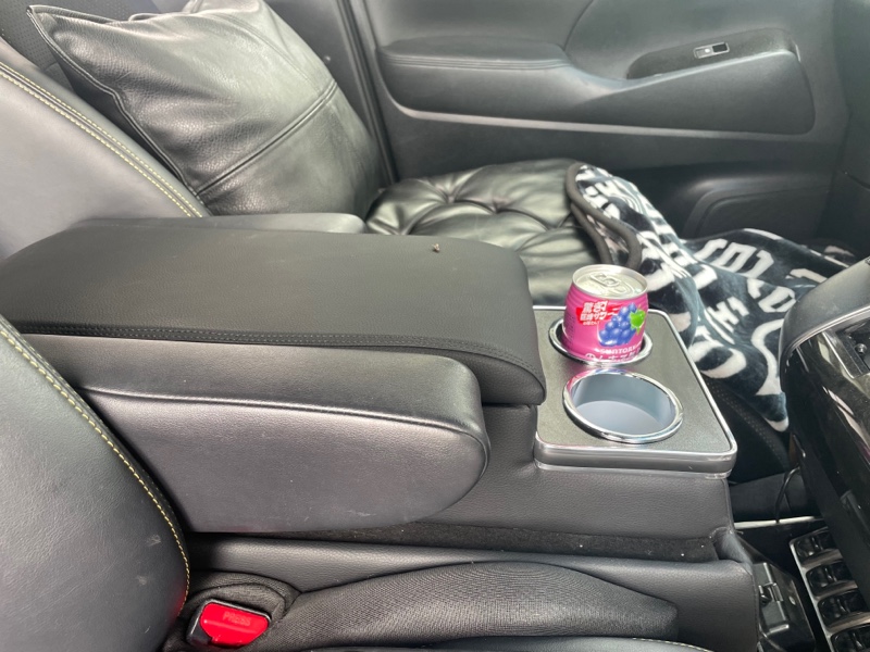 コンソールボックス取り付け（トヨタ ヴェルファイア・30系）by べる