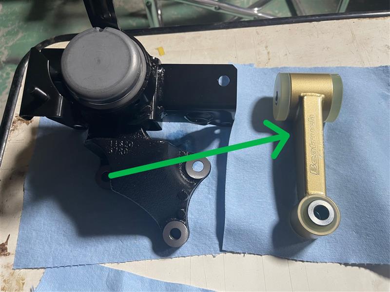 ③DIYでエンジンマウントの交換（レイルエンジンロールストッパー