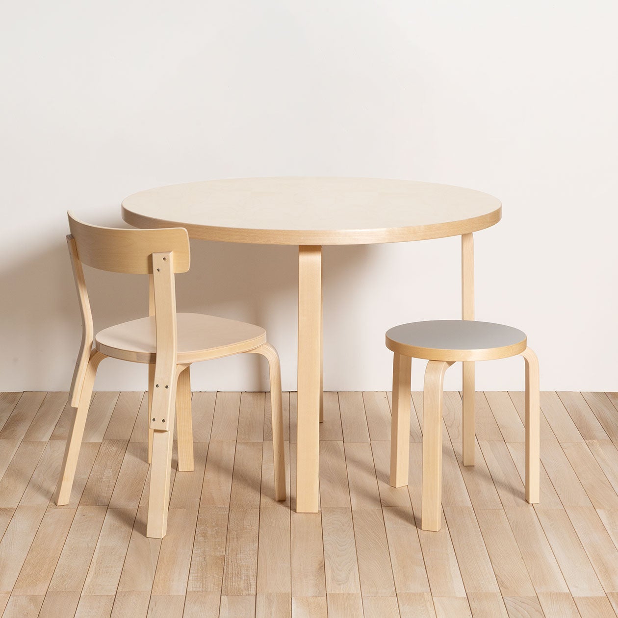 90A テーブル | Artek (アルテック)