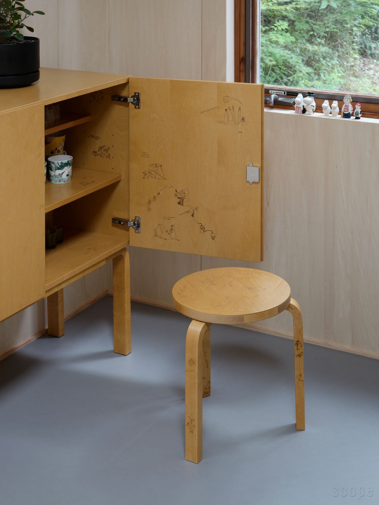 Artek + Moomin (アルテック＋ムーミン) Stool 60 Celebration | Artek