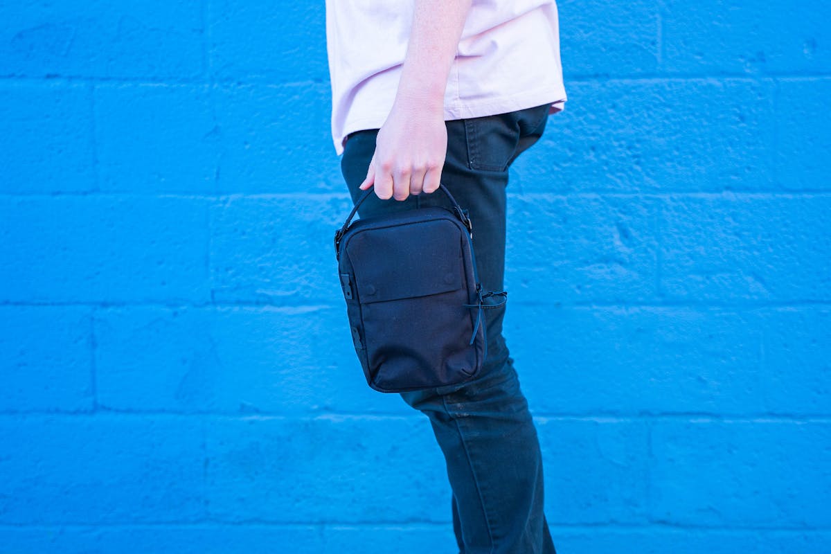 Black Ember Kompak Review | Pack Hacker