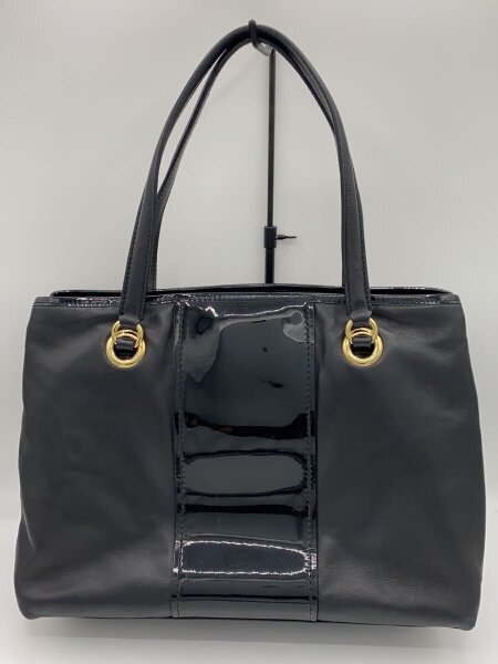 Salvatore Ferragamo(サルヴァトーレフェラガモ) / ヴァラ/エナメル