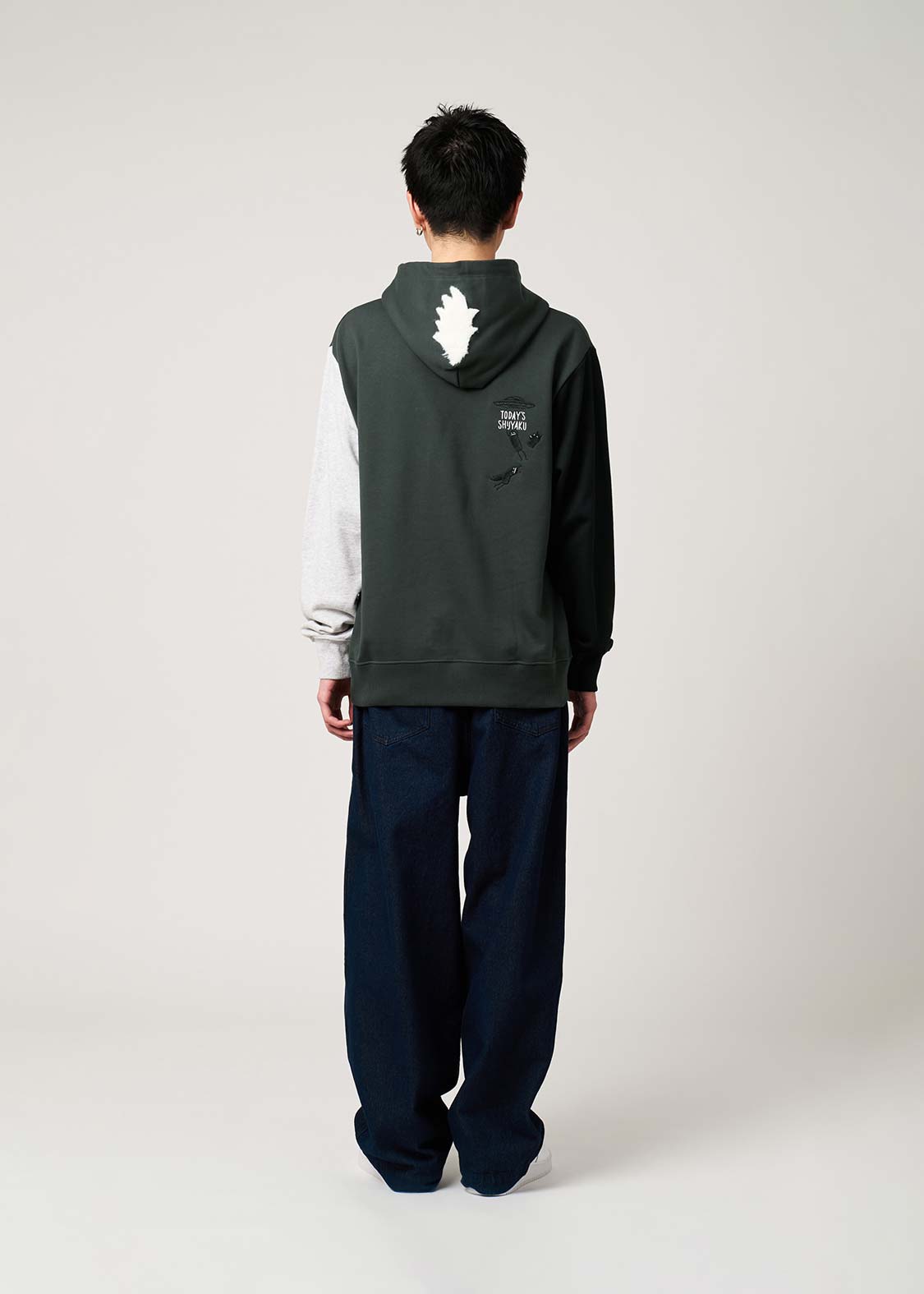 ビューティフルシャドーウーマ｜パーカー｜ユニセックス｜グラニフ