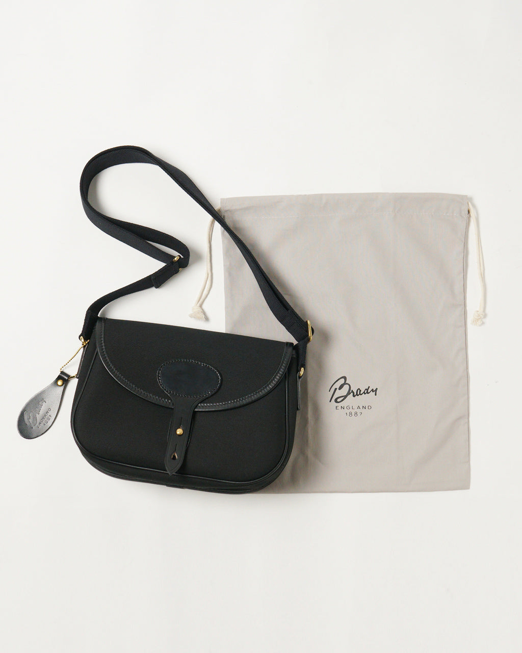 ブレディ Brady COLNE ショルダーバッグ 英国製 撥水ツイル×レザー