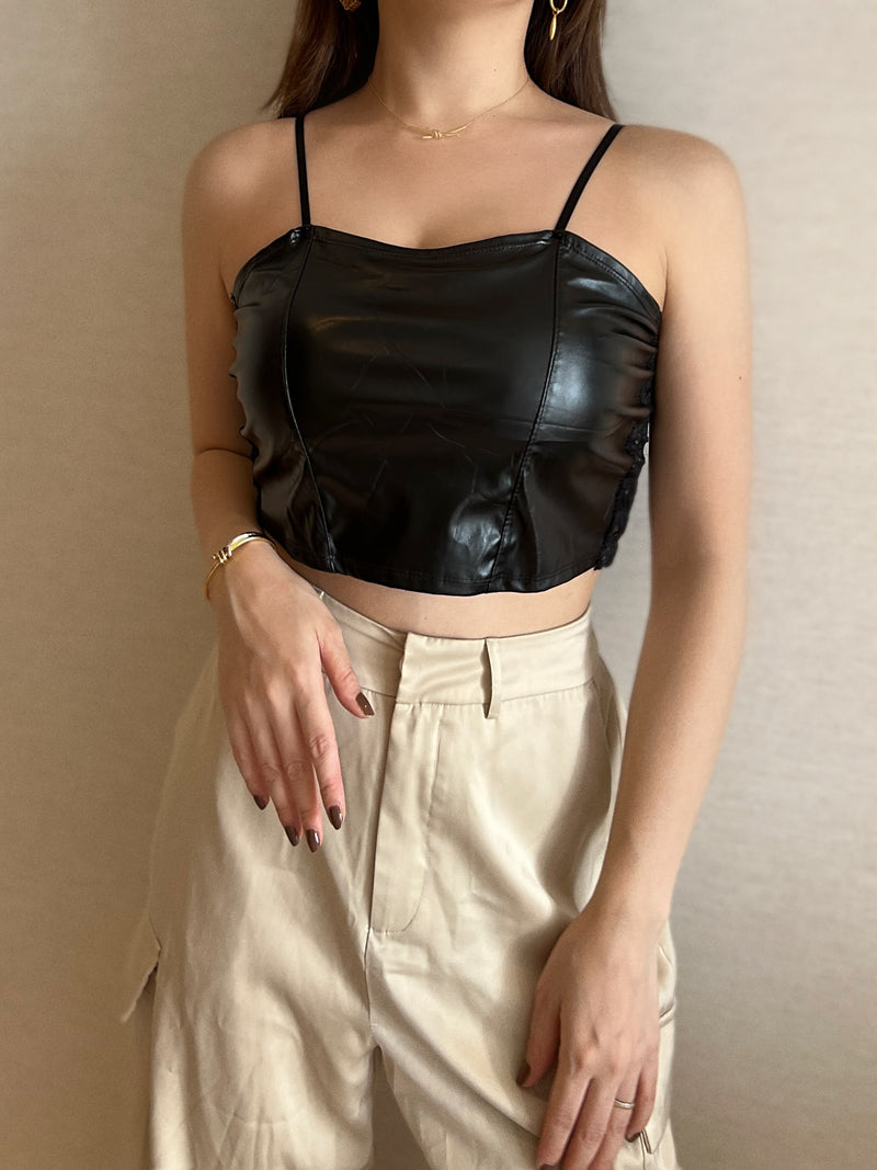 フェイクレザーレースキャミソール DPB56006 – CRAMMY