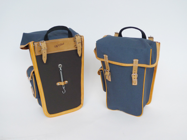 ツーリングバック