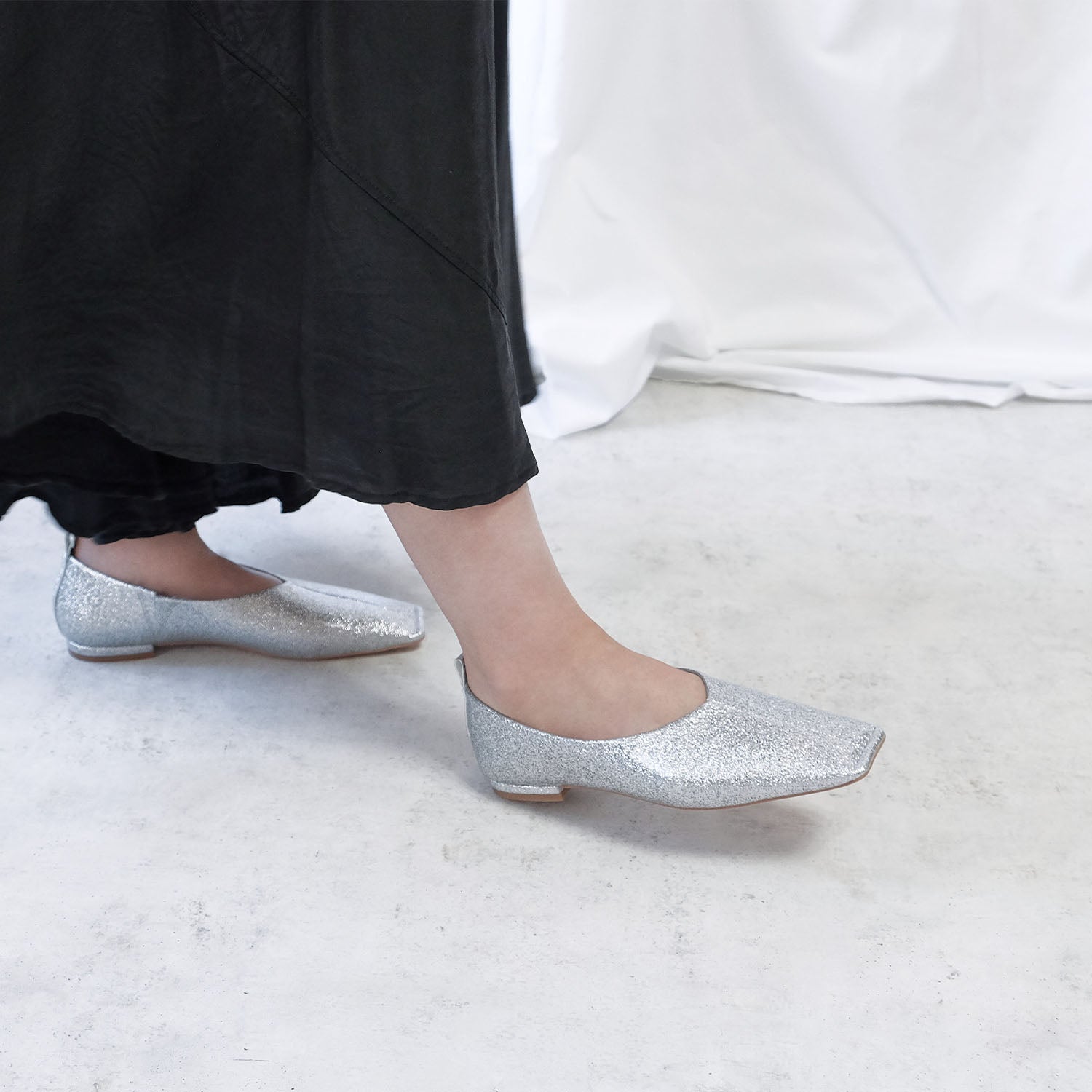 Daniella & GEMMA ONLINE STORE – ワイドトゥステッチフラットシューズ