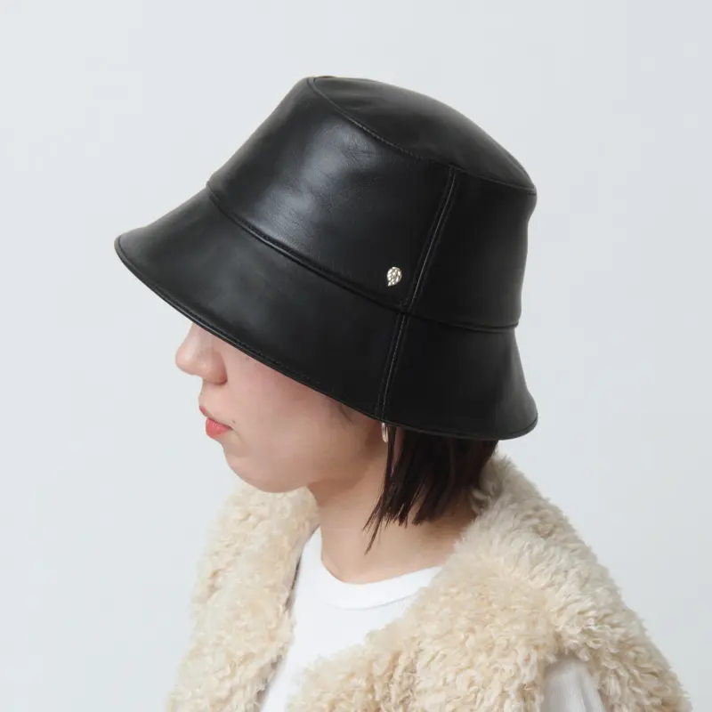 ヘレンカミンスキーのレザーキャップ Lexie｜送料無料|BLACK | DANJO