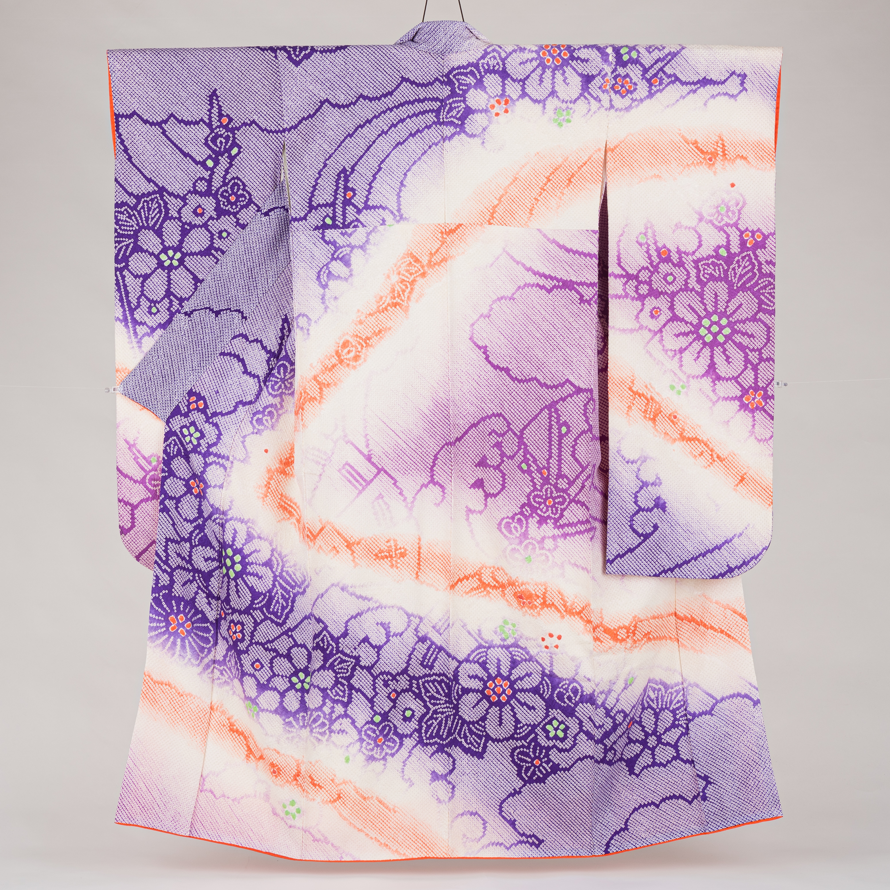 振袖 総絞り 花と霞 - からん::アンティーク着物・リサイクル着物の