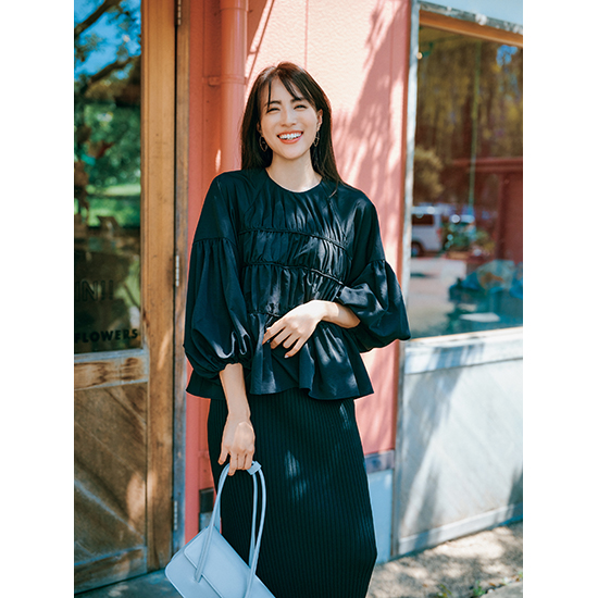 THREE SQUARE]ティアードギャザーブラウス | KOBUNSHA SELECT SHOP