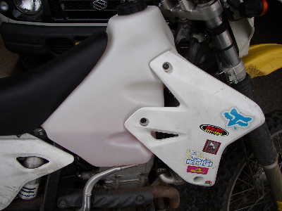 DRZ400S タンク