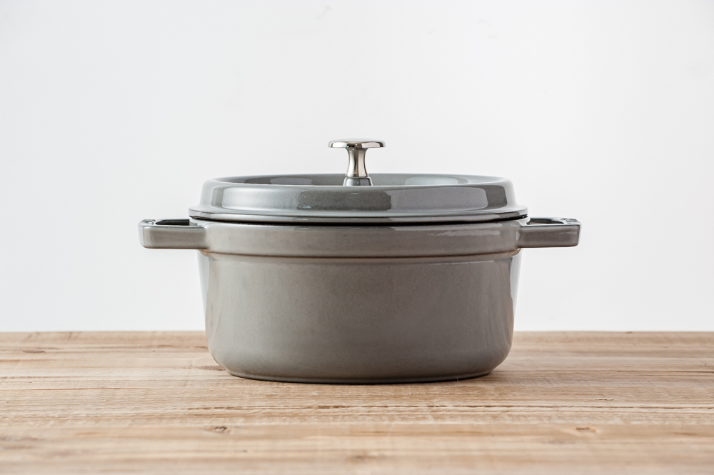 レンタル】staub ストウブ ピコ ココット ラウンド グレー 22cm <br