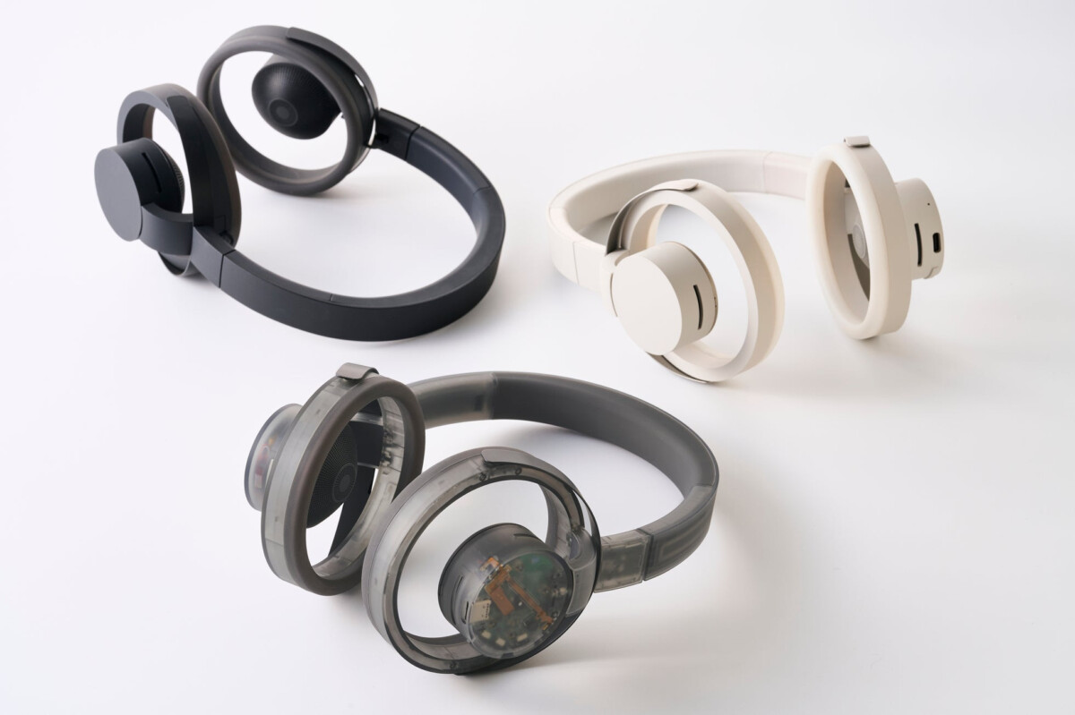 耳をふさがないヘッドホンnwm ONEに新色「ファントムグレイ