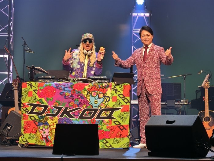 三山ひろし、毎年恒例のリサイタルでDJ KOOと初コラボ！ ピアノの