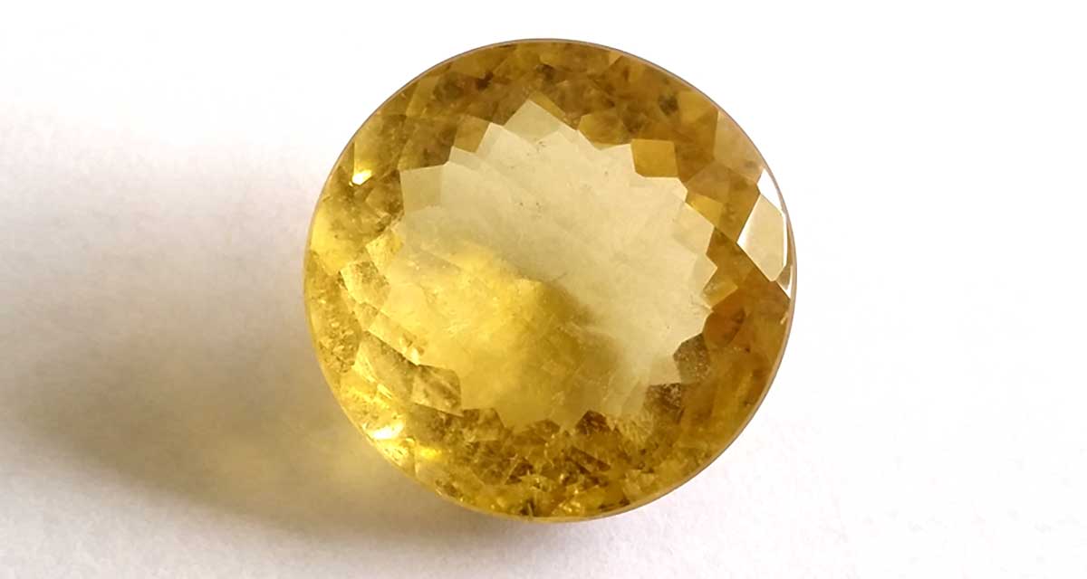 ヘリオドールの意味と効果：美しい金色のベリル | アースリバー