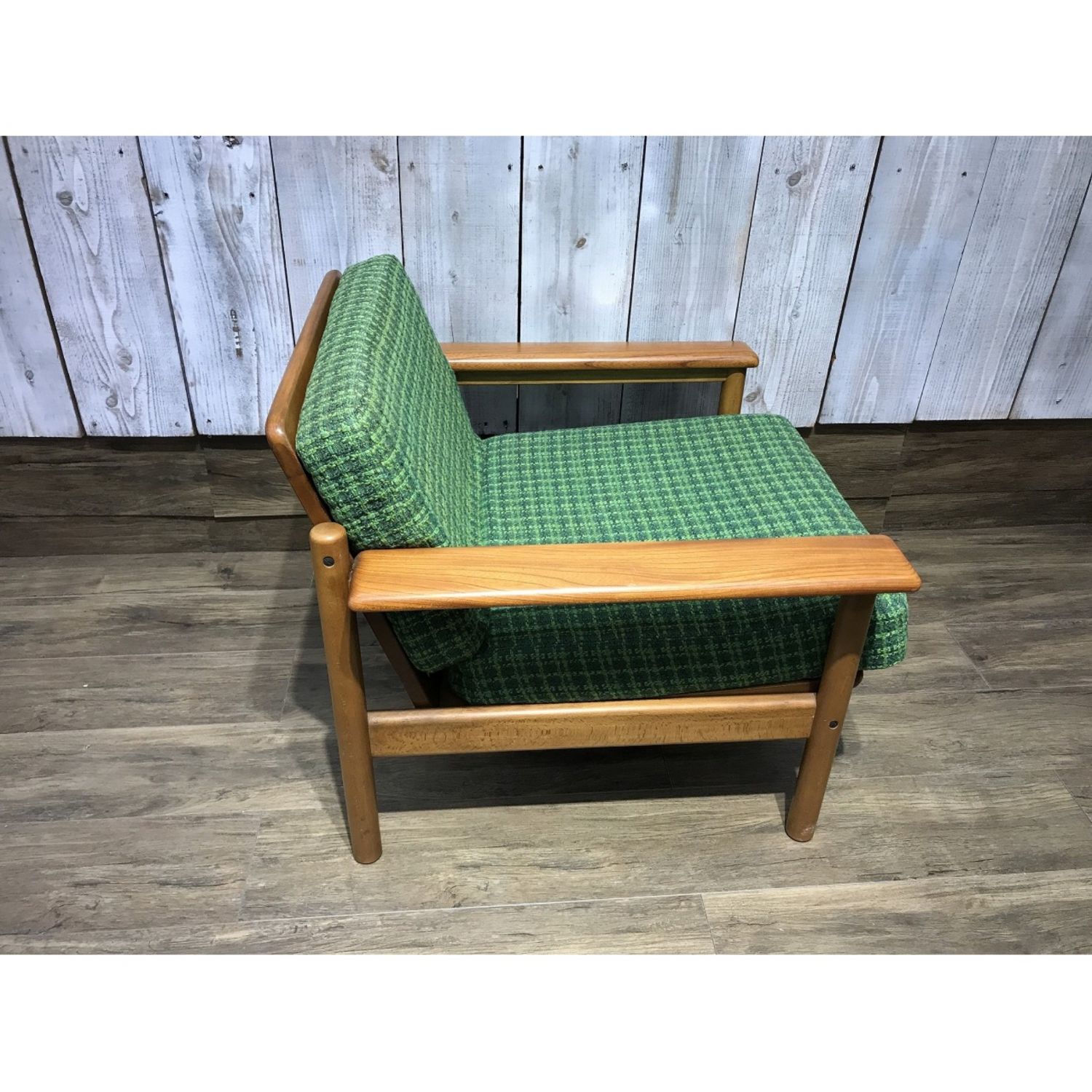 KOSUGA (コスガ) 1人掛けソファー グリーン 北欧ヴィンテージデザイン