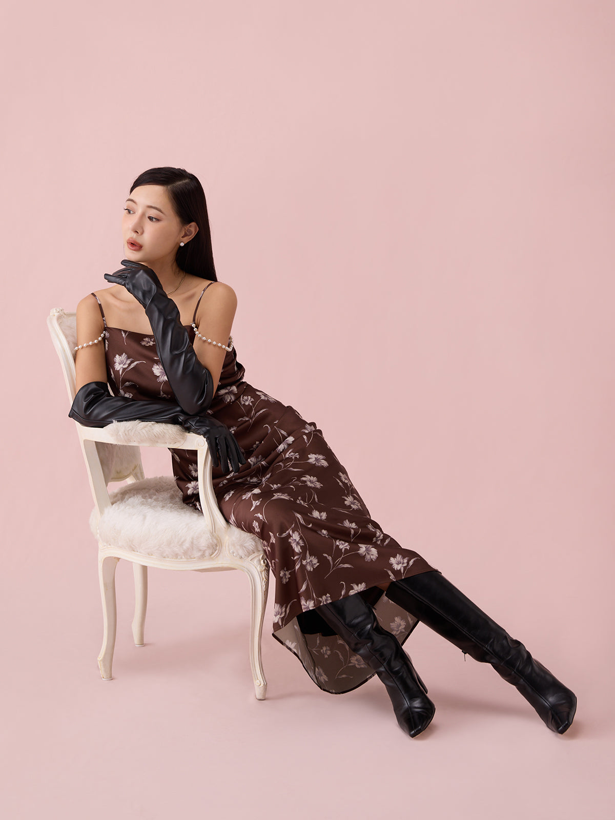 フラワーモチーフパールストラップキャミワンピース