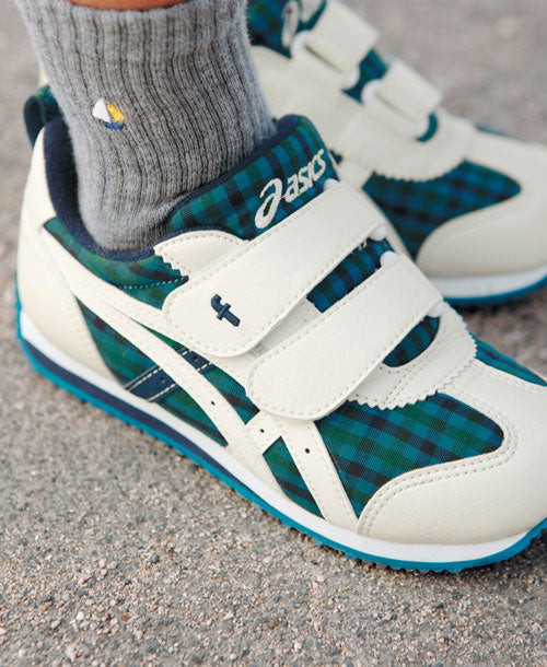 スニーカー〈アシックスキッズ × familiar〉 | ファミリア公式サイト