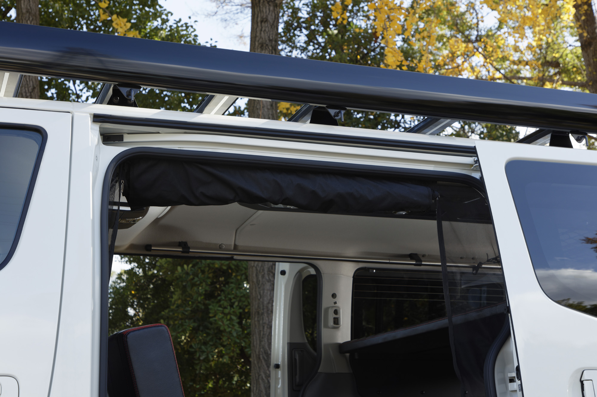 キャラバン マグネット開閉式防虫ネット サイド1面 | HEARTS | ハーツ