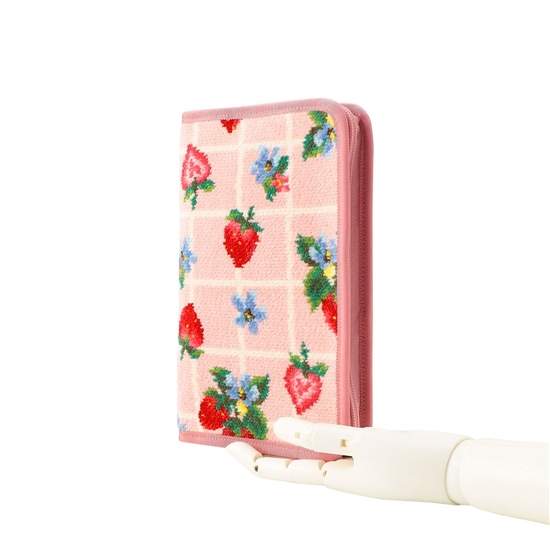 ストロベリーフィールドプティ マルチケース SFP-256021（WEB限定