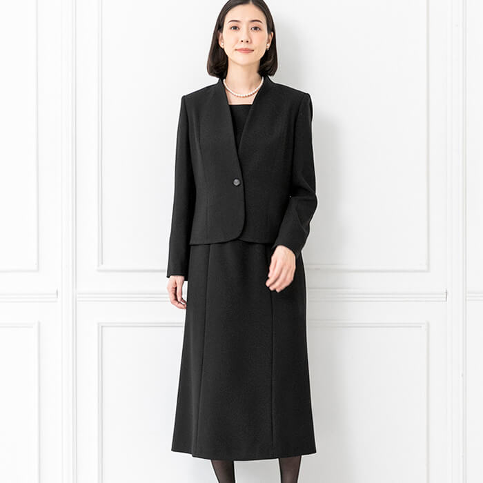 正喪服スタイルのアンサンブル 17号・ブラック｜東京ソワール