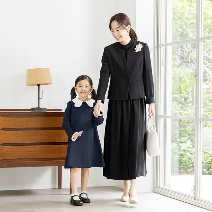 ギャザーワンピースのアンサンブル 13号・ブラック｜東京ソワール